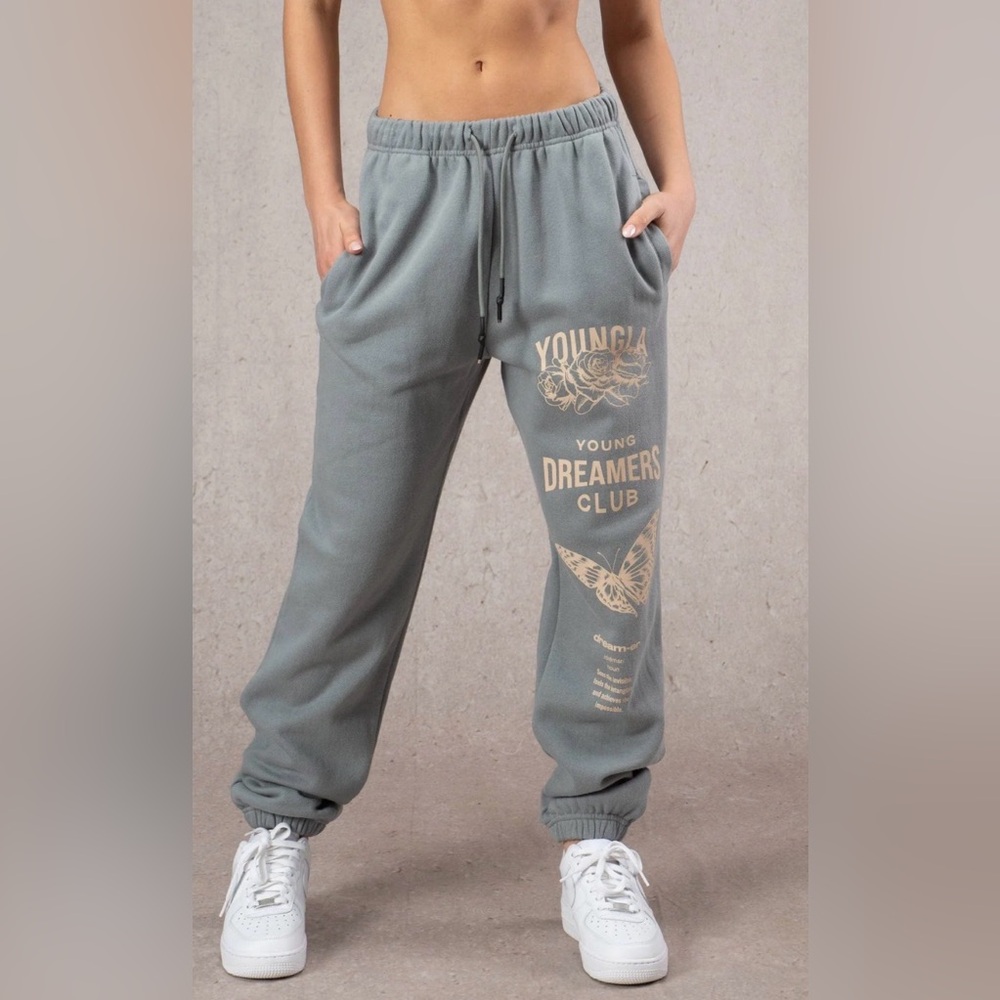 YoungLA‎ W211 DREAMERS JOGGERS Size Medium